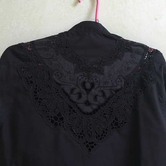 VINTAGE - Black Cotton & Lace Blouse - Picture 4 of 4